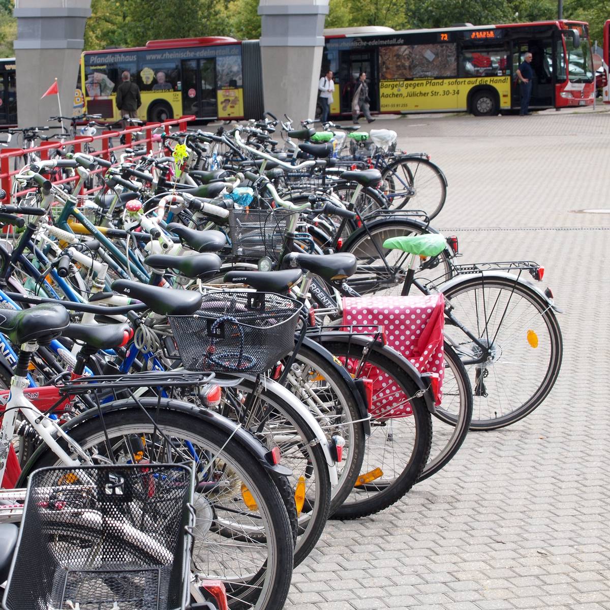 Sehen Und Gesehen Werden Armleuchter Fahren Ohne Licht Hellweg Radio